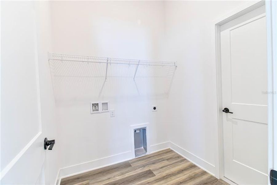 Spacious, unfurnished interior of a new home in Briarwood, Alachua (Image 16). Spacious, unfurnished interior of a new home in Briarwood, Alachua (Image 16).