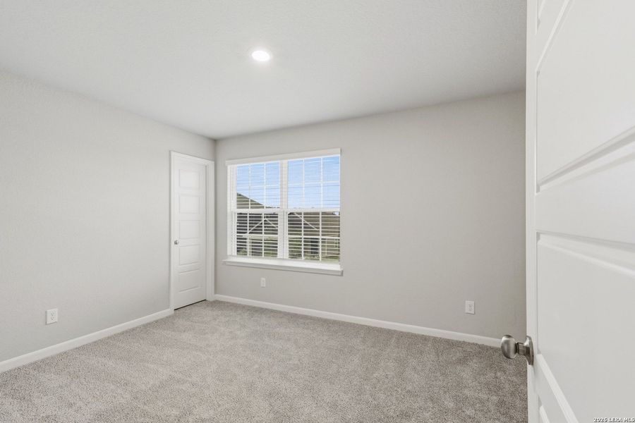 Spacious, unfurnished interior of a new home in Abbott Place, St. Hedwig (Image 15).