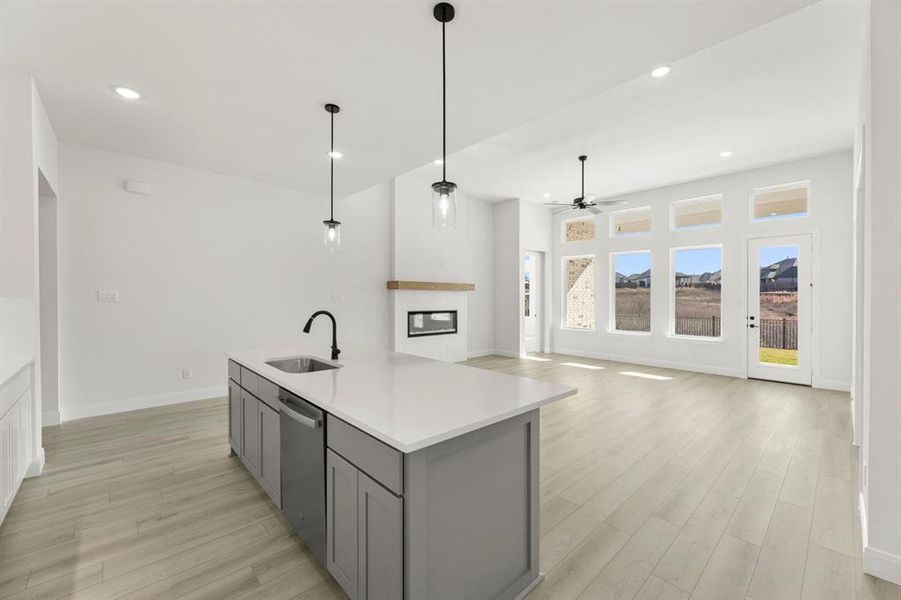 9_9_10. 1034 Bimgham - Kitchen (4)