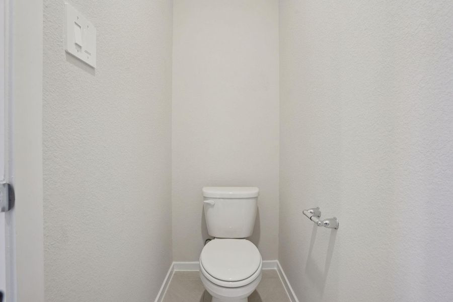 Photo is for illustrative purposes only and may not reflect the exact listing.