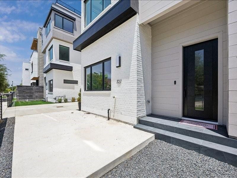 Exterior details and patio area of a home in , Houston (Image 4).