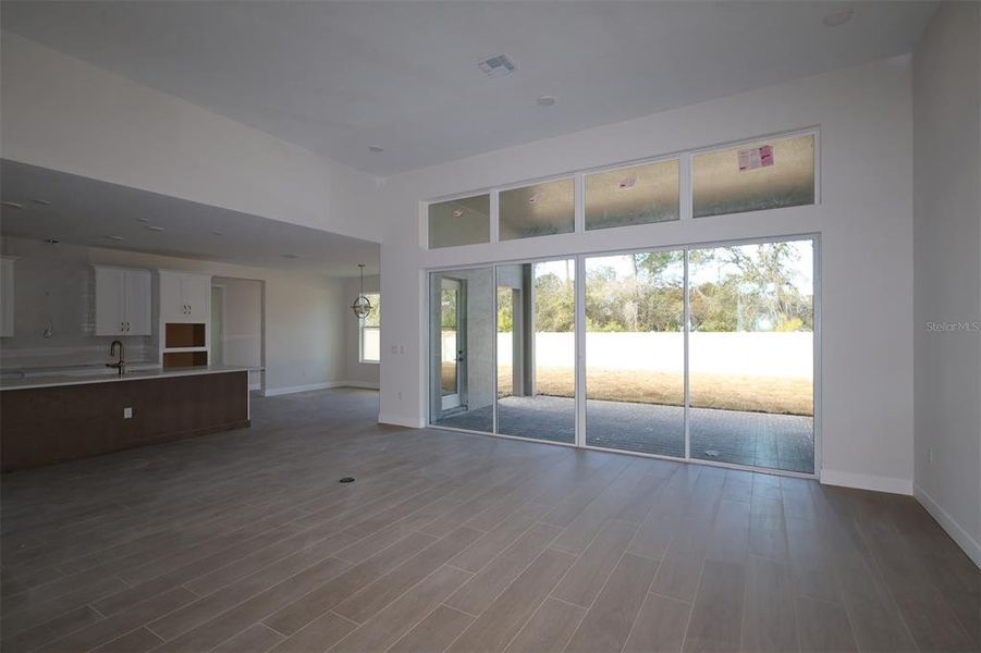 Image 20 of a home in Hawk's Overlook.