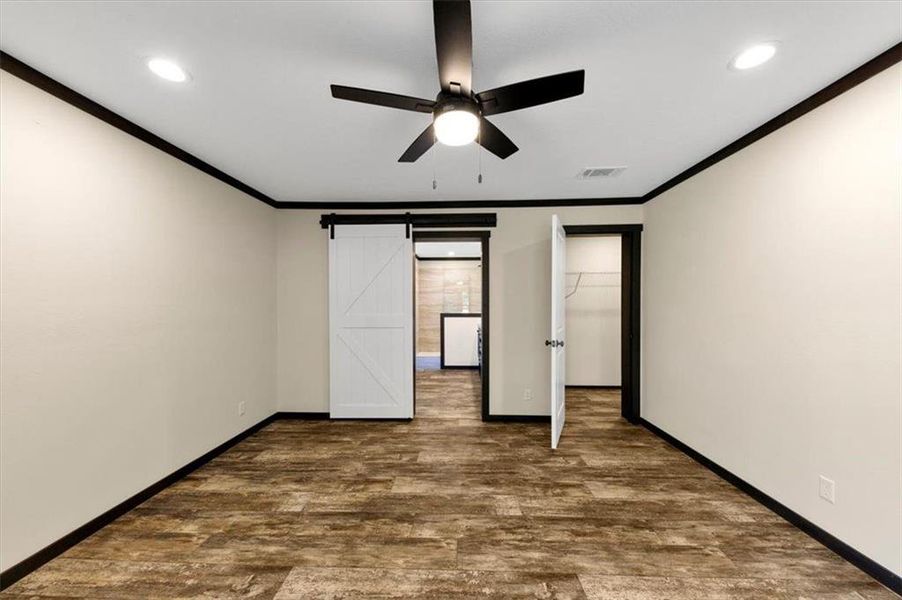 Spacious, unfurnished interior of a new home in , Waleska (Image 20).