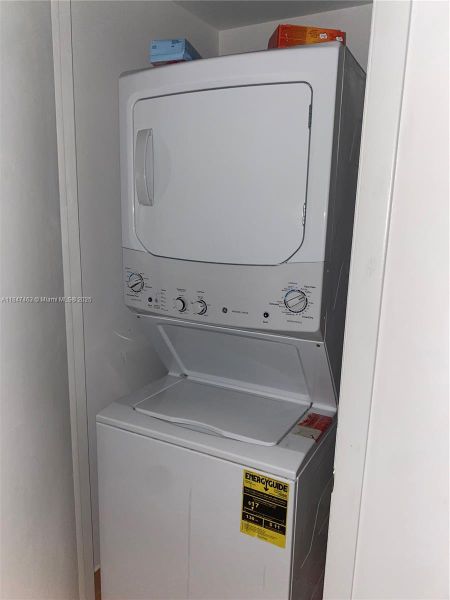 Image 20 of a home in .