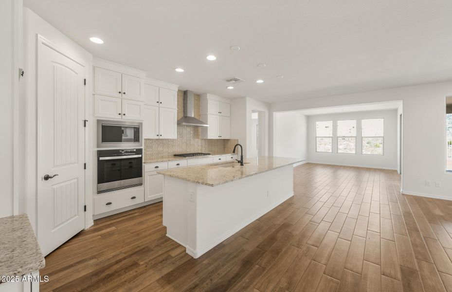 Kitchen/Cafe Kitchen/Cafe