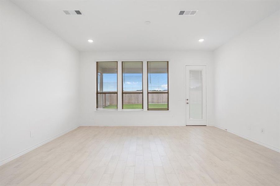 Spacious, unfurnished interior of a new home in Montgomery Bend, Montgomery (Image 17). Spacious, unfurnished interior of a new home in Montgomery Bend, Montgomery (Image 17).