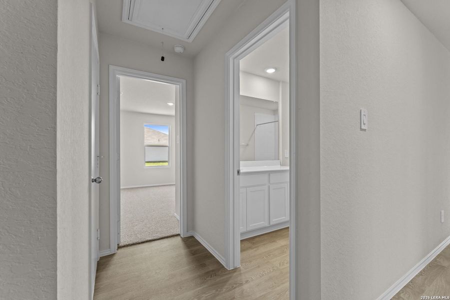 Spacious, unfurnished interior of a new home in Navarro Fields, Seguin (Image 26).