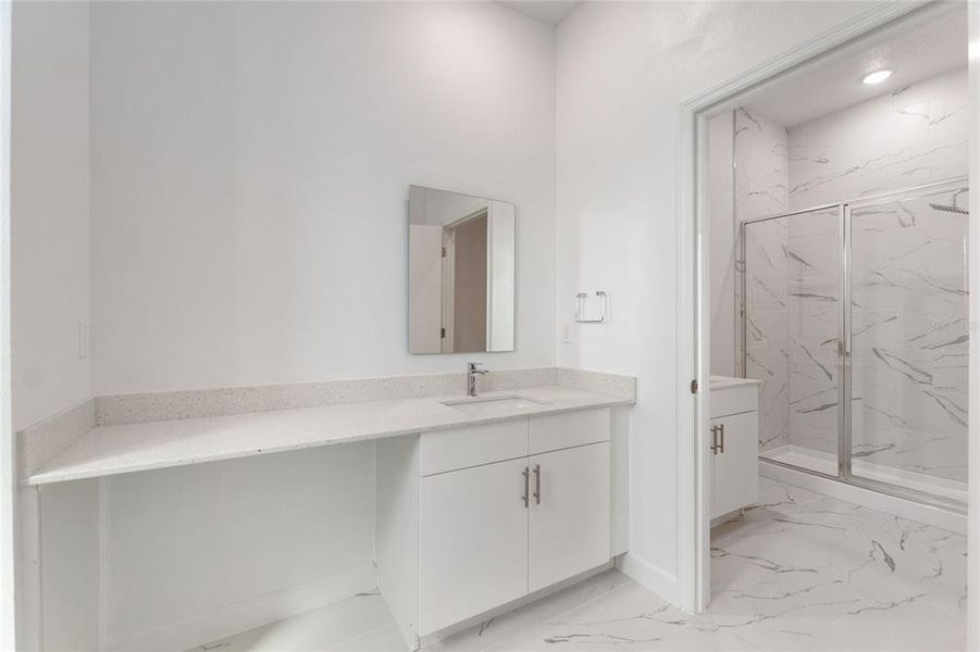 Furnished interior view inside a new home in , Davenport (Image 43).