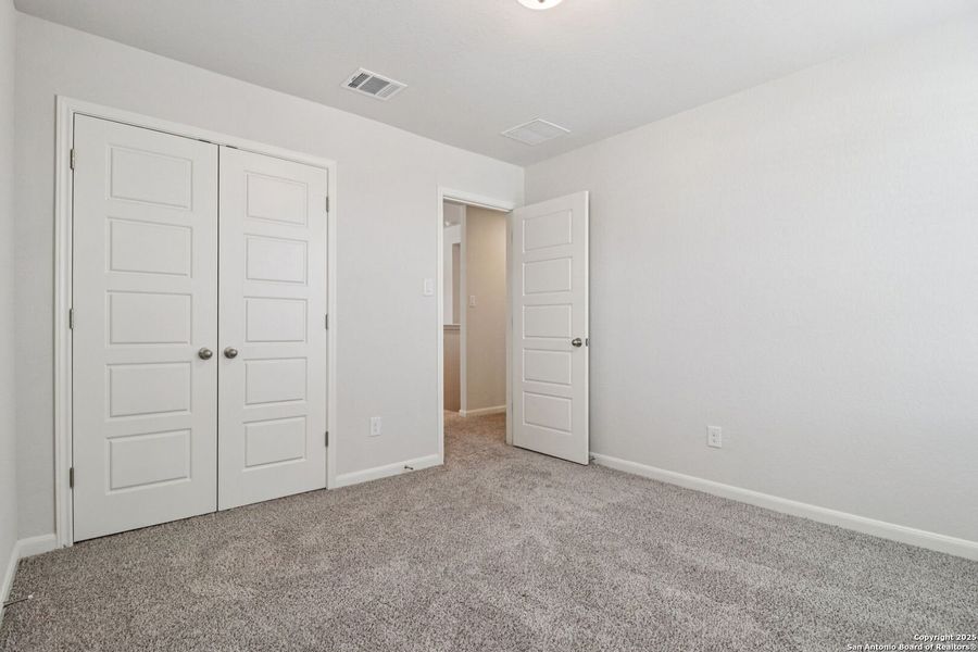 Spacious, unfurnished interior of a new home in Remington Ranch, San Antonio (Image 29). Spacious, unfurnished interior of a new home in Remington Ranch, San Antonio (Image 29).
