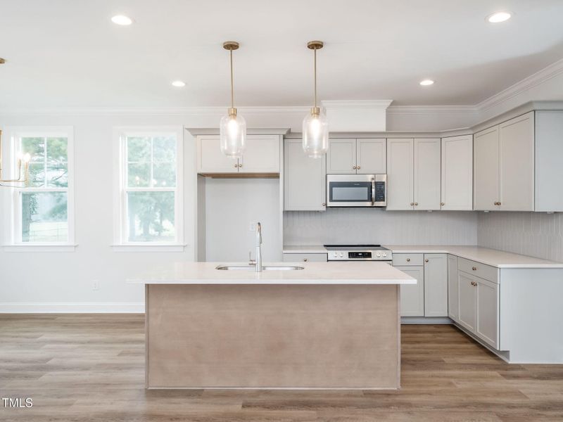 12-web-or-mls-15 Bella-16 12-web-or-mls-15 Bella-16