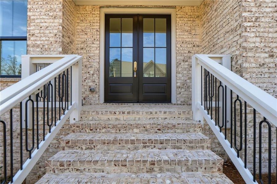 Exterior details and patio area of a home in , Roswell (Image 29).