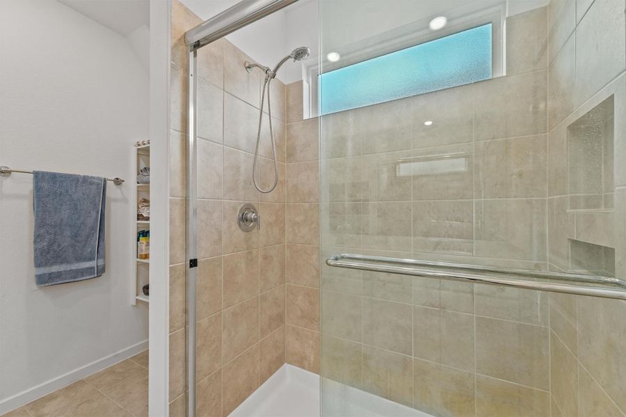 Image 12 of a home in Mason Woods 40s. Image 12 of a home in Mason Woods 40s.