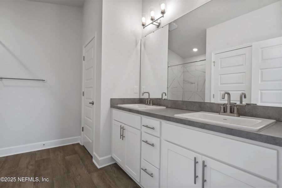 Furnished interior view inside a new home in Summerglen, Jacksonville (Image 7).
