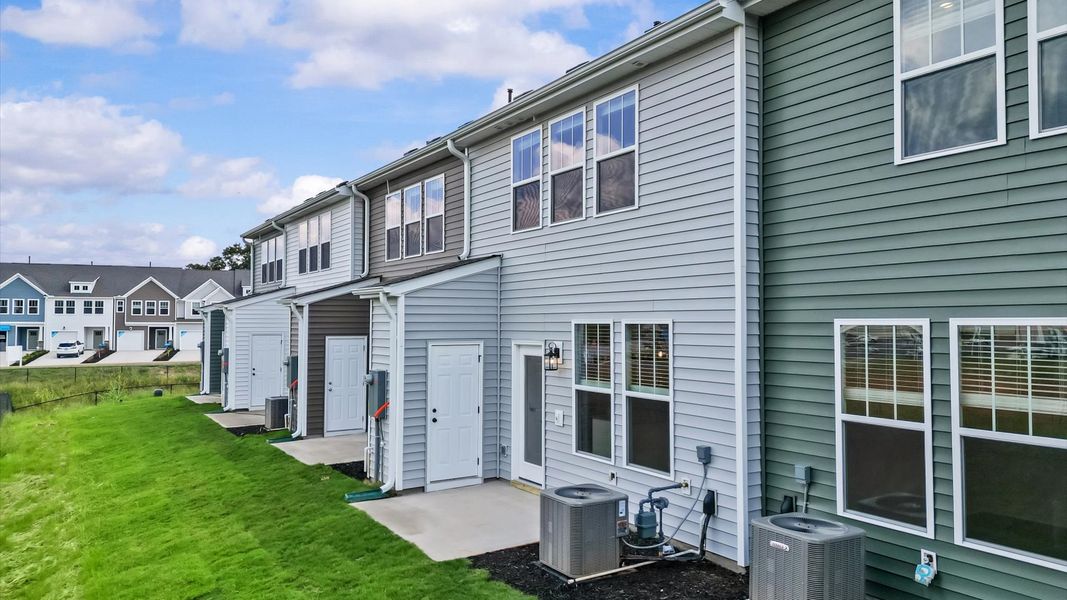 Exterior details and patio area of a home in Saluda Crossing, Piedmont (Image 3).