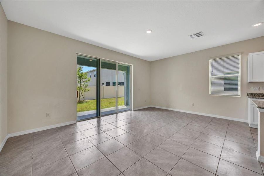 Spacious, unfurnished interior of a new home in , Wesley Chapel (Image 20).