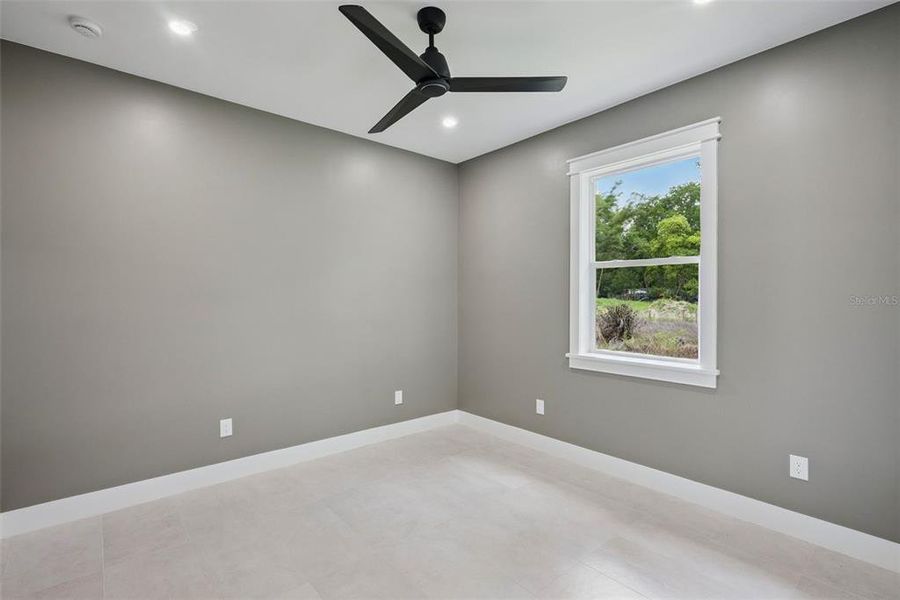 Spacious, unfurnished interior of a new home in , Apopka (Image 22).