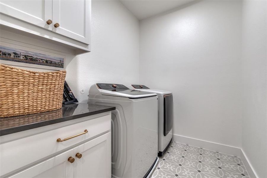 Close-up of interior finishes inside a home in , Dallas (Image 20).