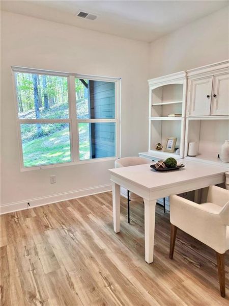 Furnished interior view inside a new home in , Waleska (Image 13).
