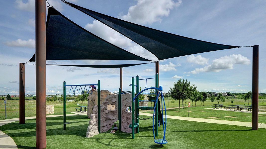 Community amenities in 6 Creeks 45', Kyle (Image 7).