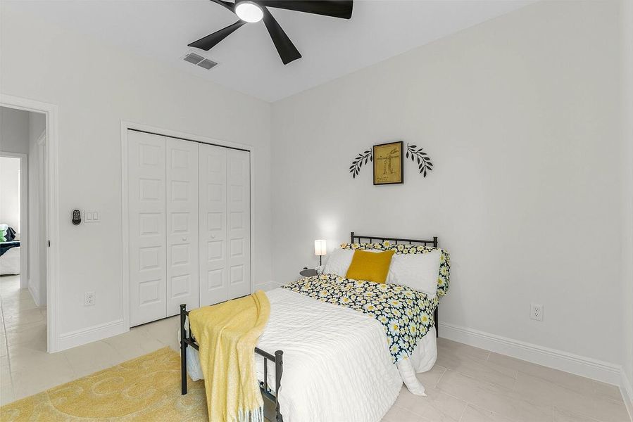 8216-104th-Ct-HigMedia-038-1280