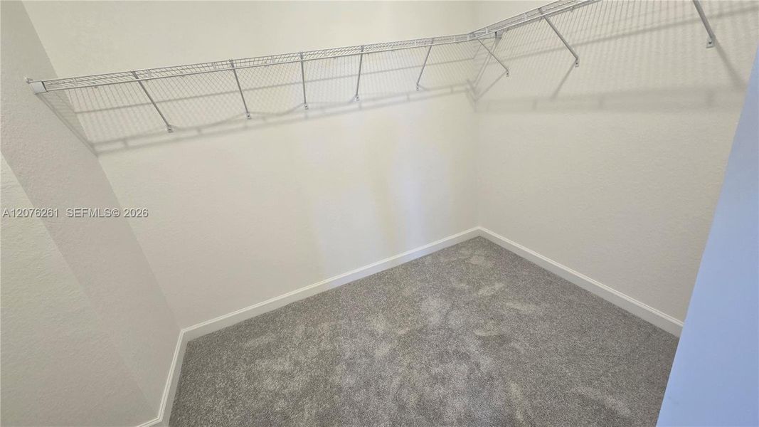 Spacious, unfurnished interior of a new home in , Homestead (Image 17).