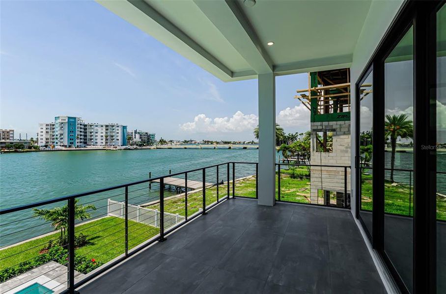 Exterior details and patio area of a home in , Treasure Island (Image 34).