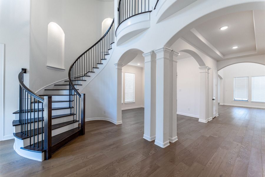 Spacious, unfurnished interior of a new home in Sonoma Verde, Rockwall (Image 50).