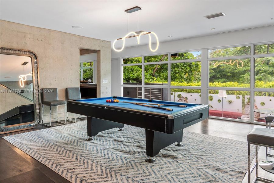Community amenities in , Miami (Image 59).