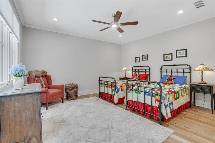 Furnished interior view inside a new home in , Dahlonega (Image 49).