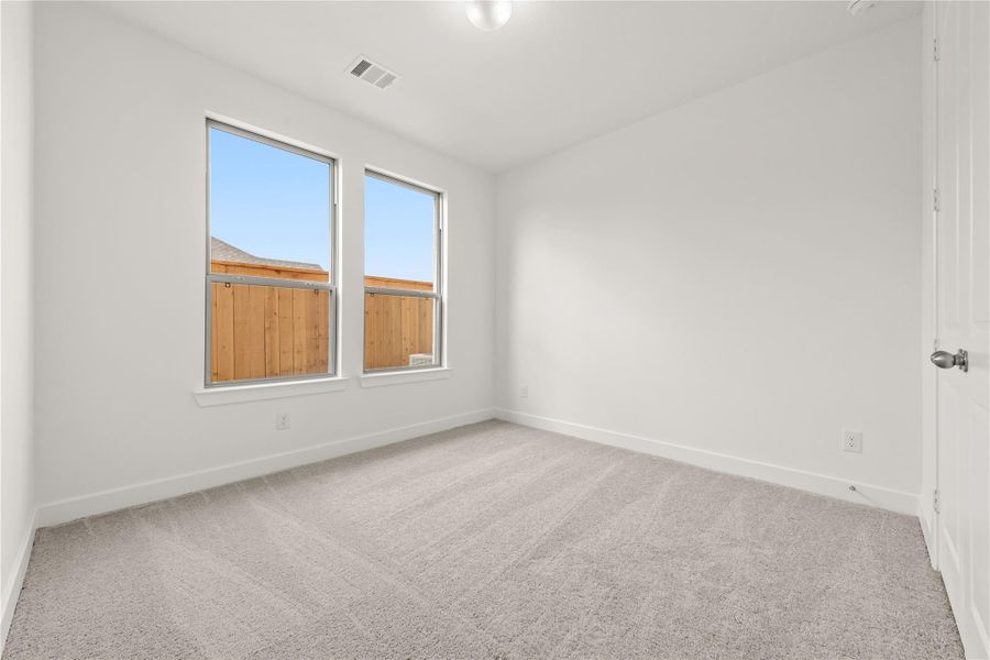 Spacious, unfurnished interior of a new home in Kresston, Montgomery (Image 14).