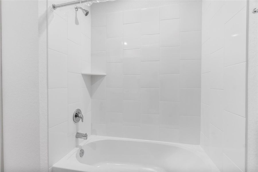 *All images, rooms measurements are approximate. All information, including pricing, is subject to change.