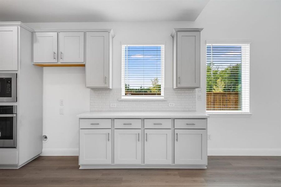 550 Ardsley Park Drive ~ Ready Now 550 Ardsley Park Drive ~ Ready Now