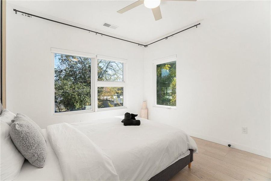 Furnished interior view inside a new home in , Atlanta (Image 30).