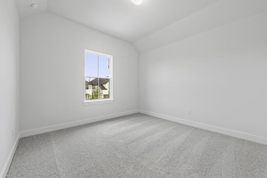 Spacious, unfurnished interior of a new home in Elyson, Katy (Image 20).