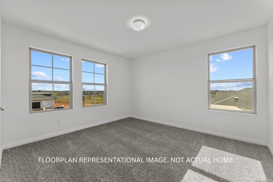 Spacious, unfurnished interior of a new home in Greenspoint Heights, Seguin (Image 17).