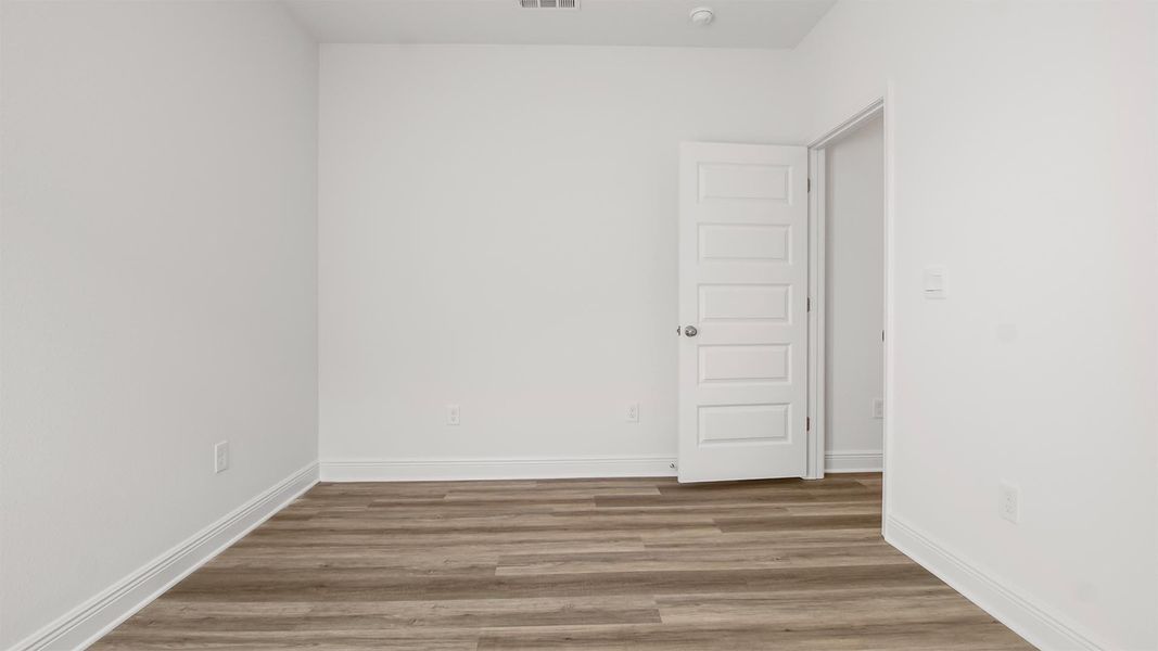 Representative unfurnished interior of a home built from the Riverside by D.R. Horton in Owl's Head Farms, Freeport (Image 36). Representative unfurnished interior of a home built from the Riverside by D.R. Horton in Owl's Head Farms, Freeport (Image 36).