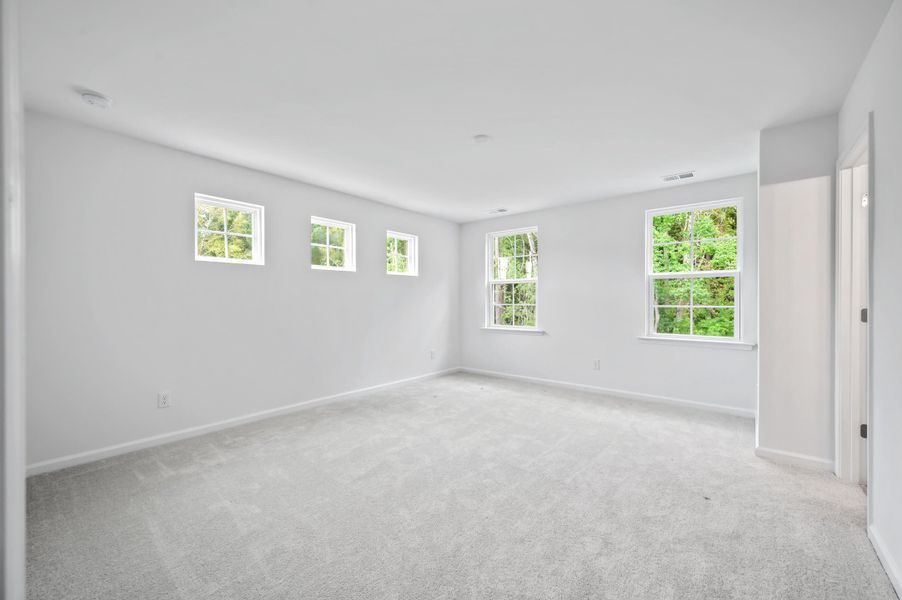 Spacious, unfurnished interior of a new home in Creekside at Andrews, Summerville (Image 15). Spacious, unfurnished interior of a new home in Creekside at Andrews, Summerville (Image 15).