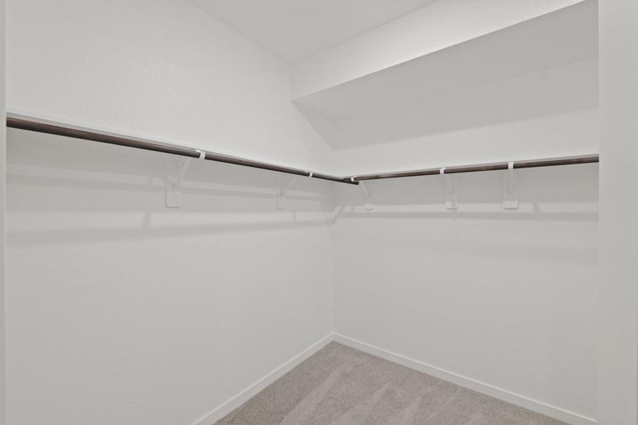 Spacious, unfurnished interior of a new home in Russell Ranch, Bay City (Image 17).