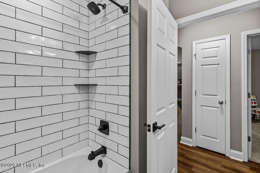 Close-up of interior finishes inside a home in , Callahan (Image 21).