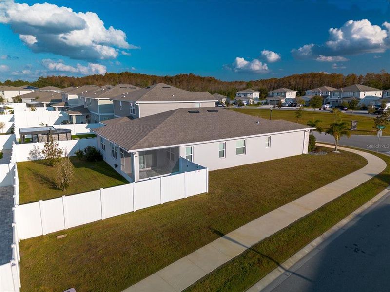 Image 27 of a home in . Image 27 of a home in .