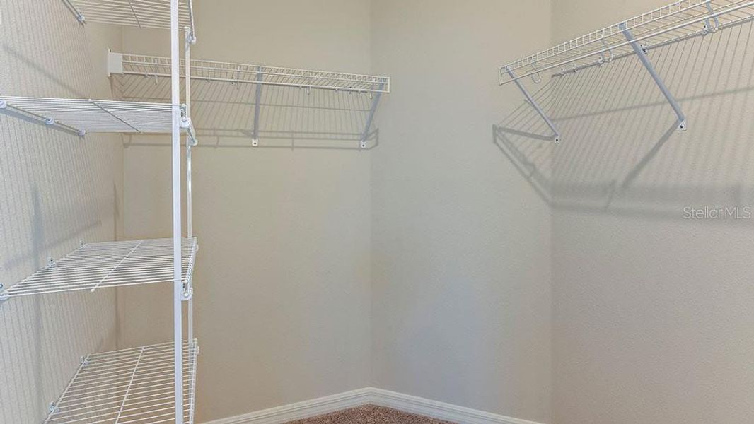 Spacious, unfurnished interior of a new home in Palms at Coasterra, Palmetto (Image 12).