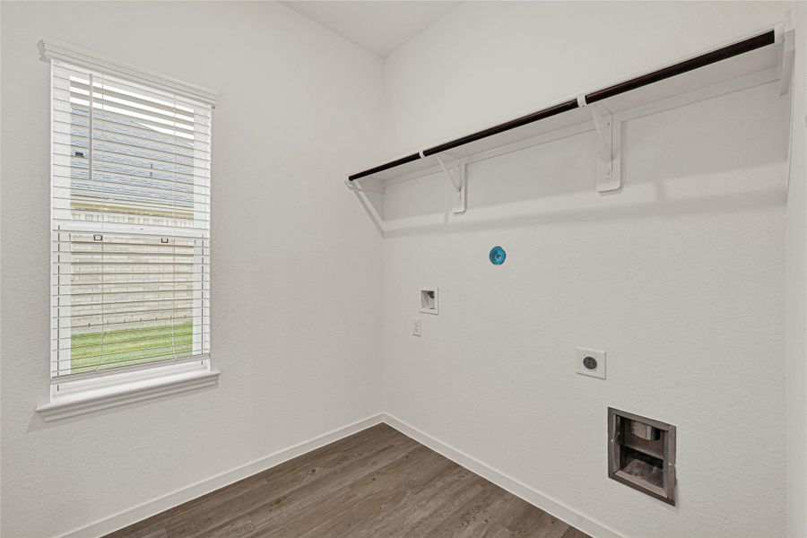 Spacious, unfurnished interior of a new home in Rollingbrook Estates, Baytown (Image 19). Spacious, unfurnished interior of a new home in Rollingbrook Estates, Baytown (Image 19).