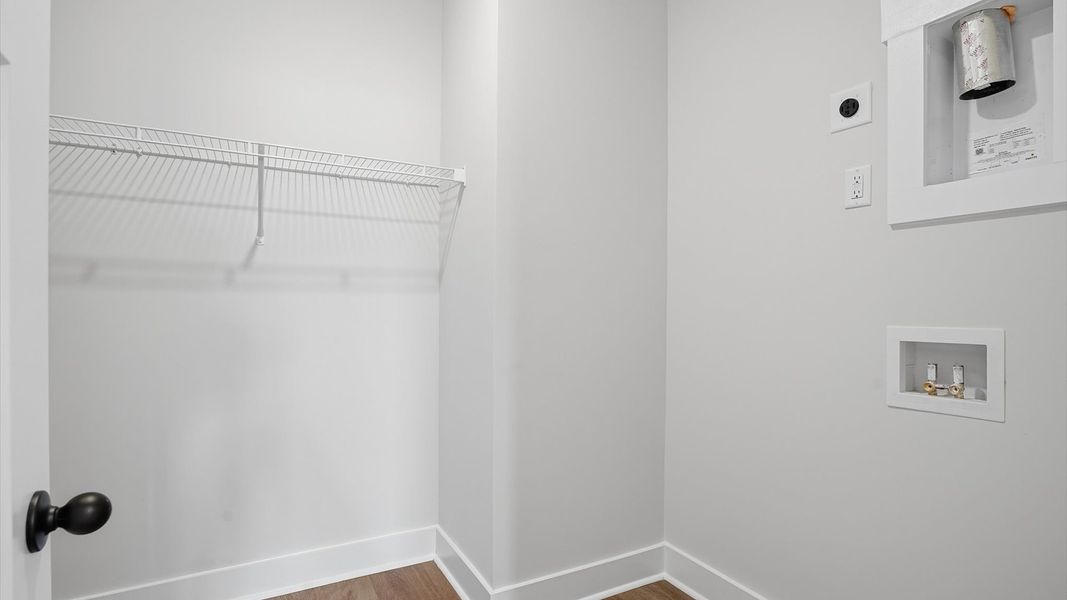Furnished interior view inside a new home in Harrier Point, Woodruff (Image 17).