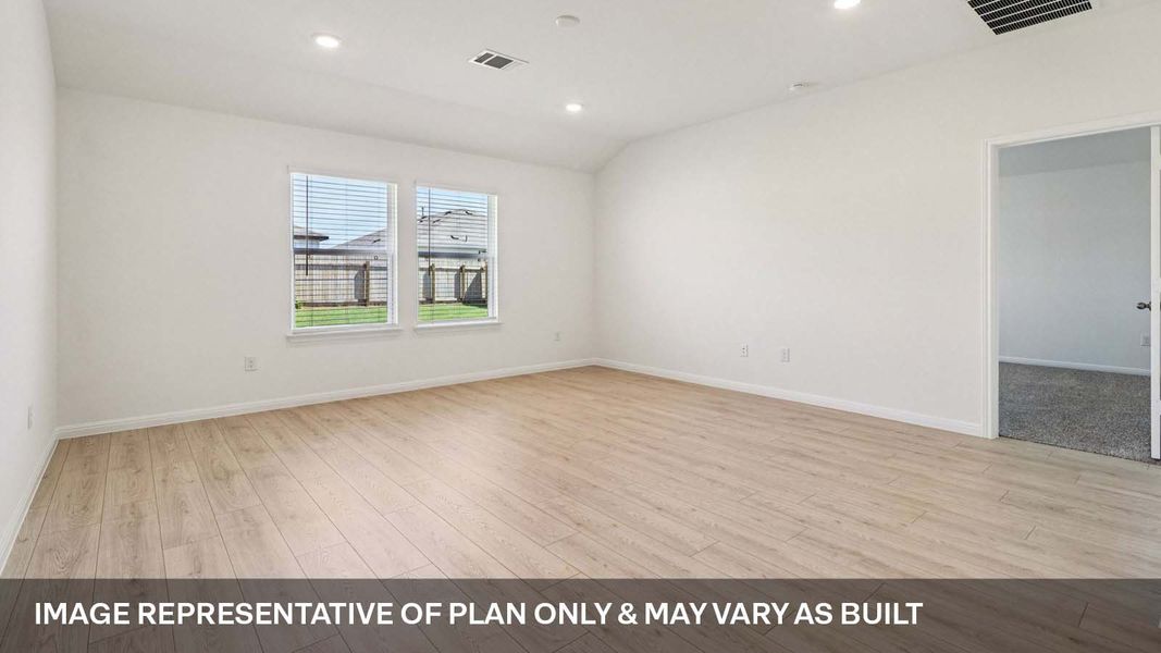 Representative unfurnished interior of a home built from the The Irvine by D.R. Horton in Carillon, Manor (Image 10).