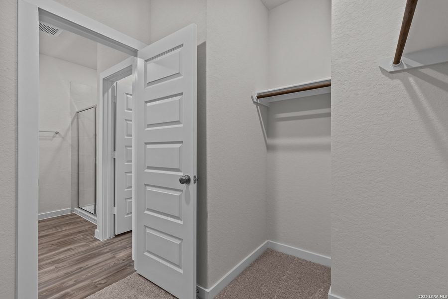 Spacious, unfurnished interior of a new home in Mesa Vista, San Antonio (Image 16). Spacious, unfurnished interior of a new home in Mesa Vista, San Antonio (Image 16).