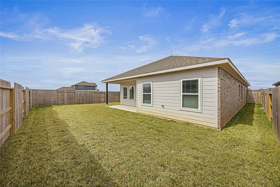 Exterior details and patio area of a home in River Ranch Meadows, Dayton (Image 3).