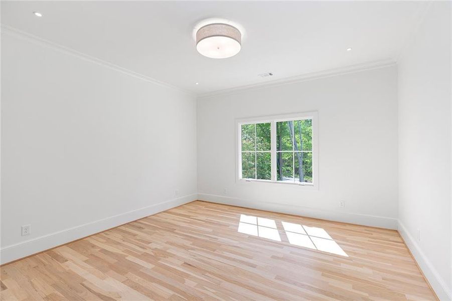 Spacious, unfurnished interior of a new home in , Atlanta (Image 69).