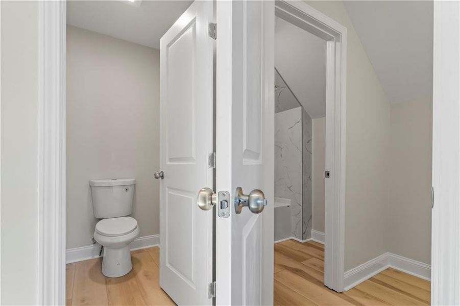 Furnished interior view inside a new home in , Gainesville (Image 47).