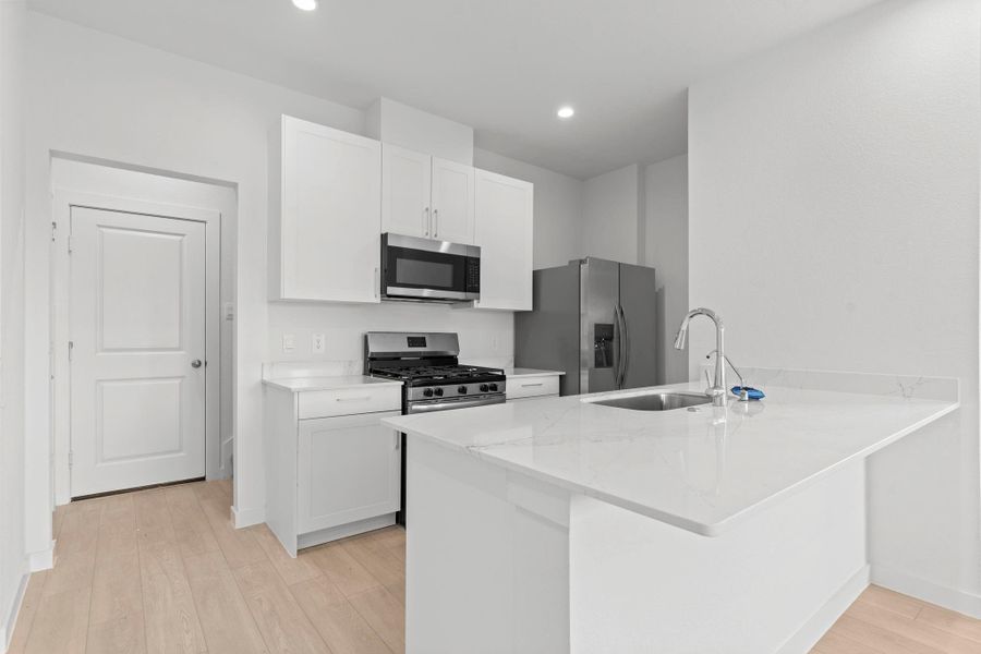 *Images and 3D tour are for illustration only and options may vary from home as built.