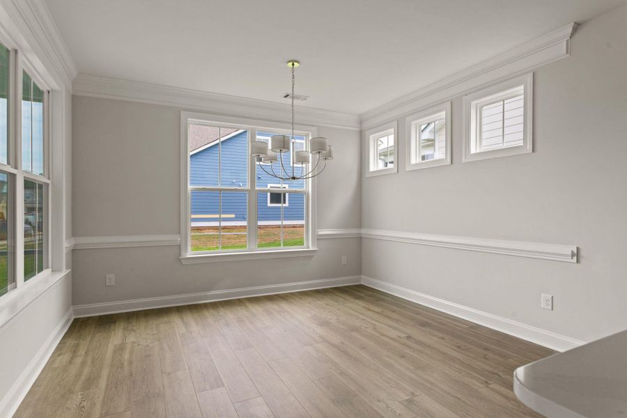 Spacious, unfurnished interior of a new home in Sweetgrass Station, Summerville (Image 17).